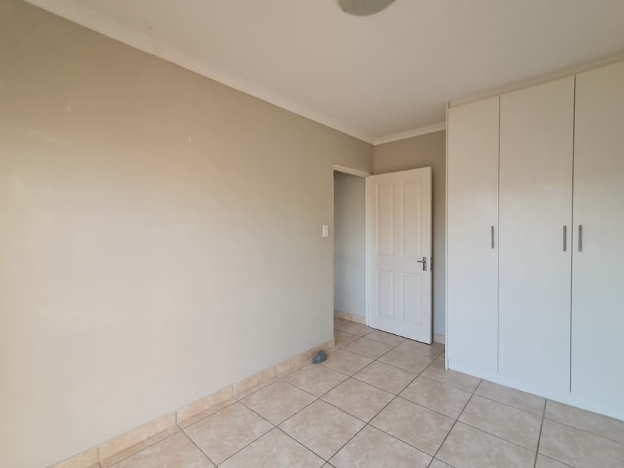 To Let 2 Bedroom Property for Rent in Burgundy Estate Western Cape